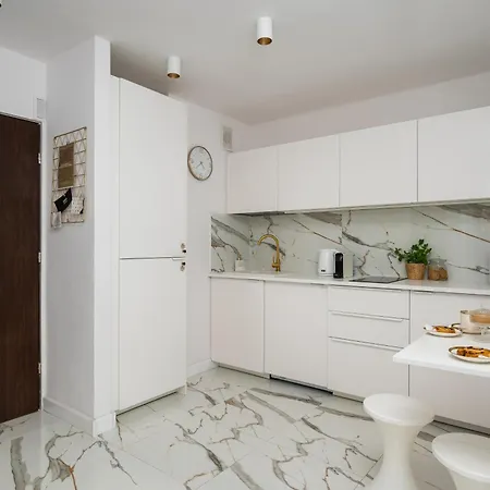 Gold Premium 950 M To Station Parking Apartamento